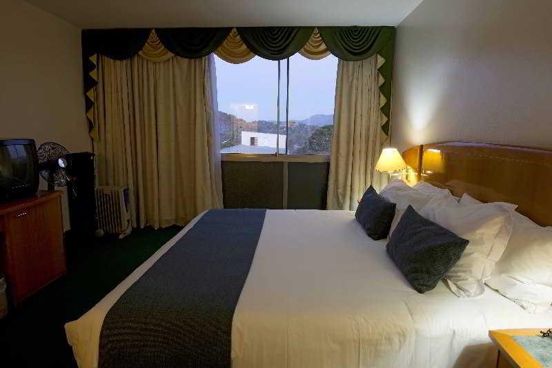 Holiday Inn - Mutare By Ihg Екстериор снимка